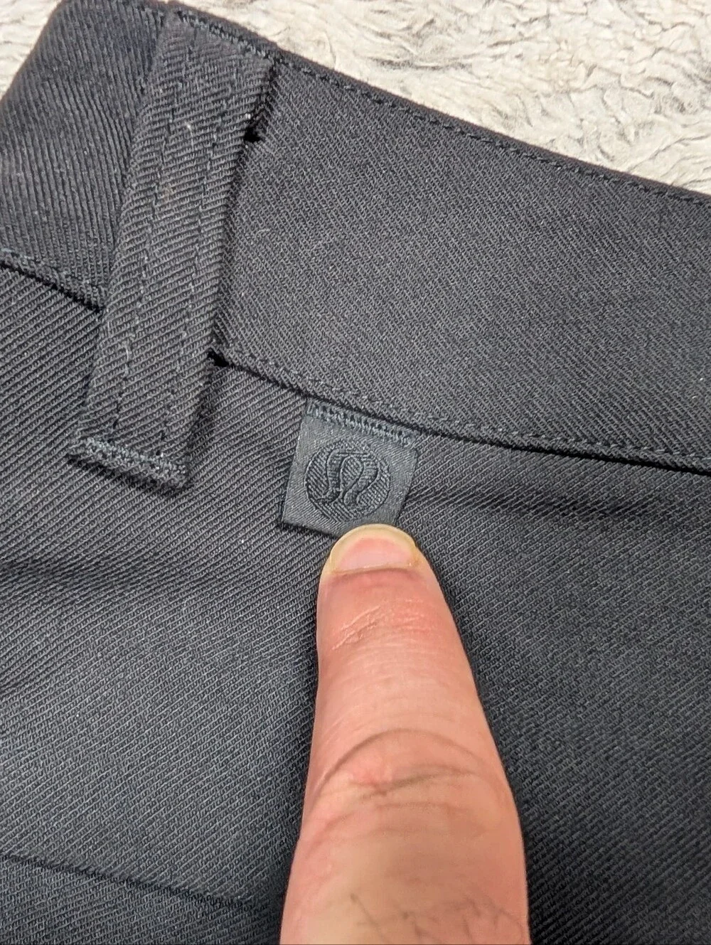 Lululemon Pants Mens 31x29 Black Utilitarian Cargo Outdoor Rugged Stretch Casual